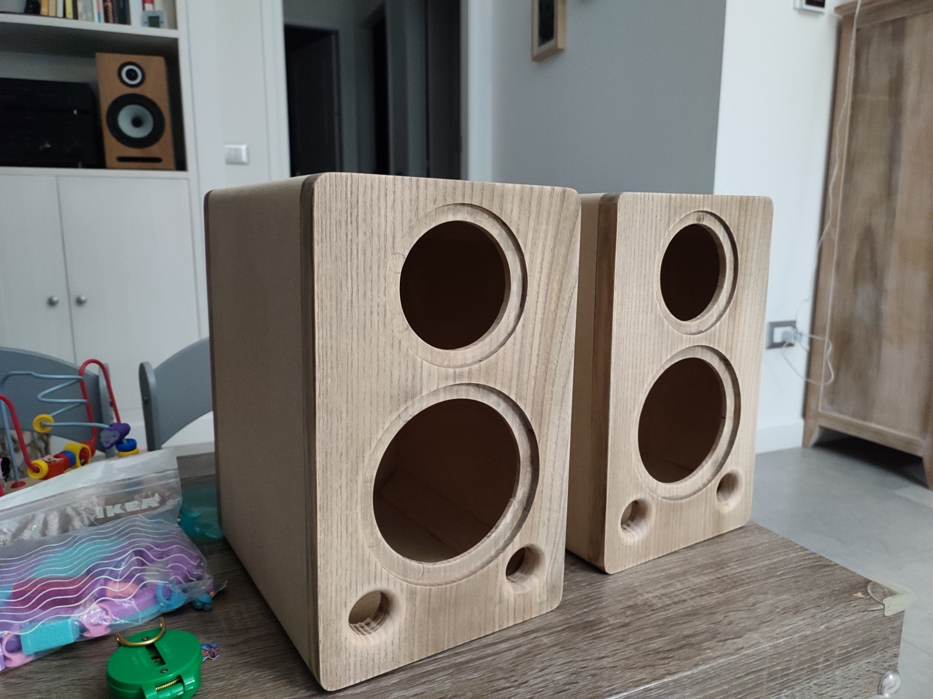 Building best sale bookshelf speakers